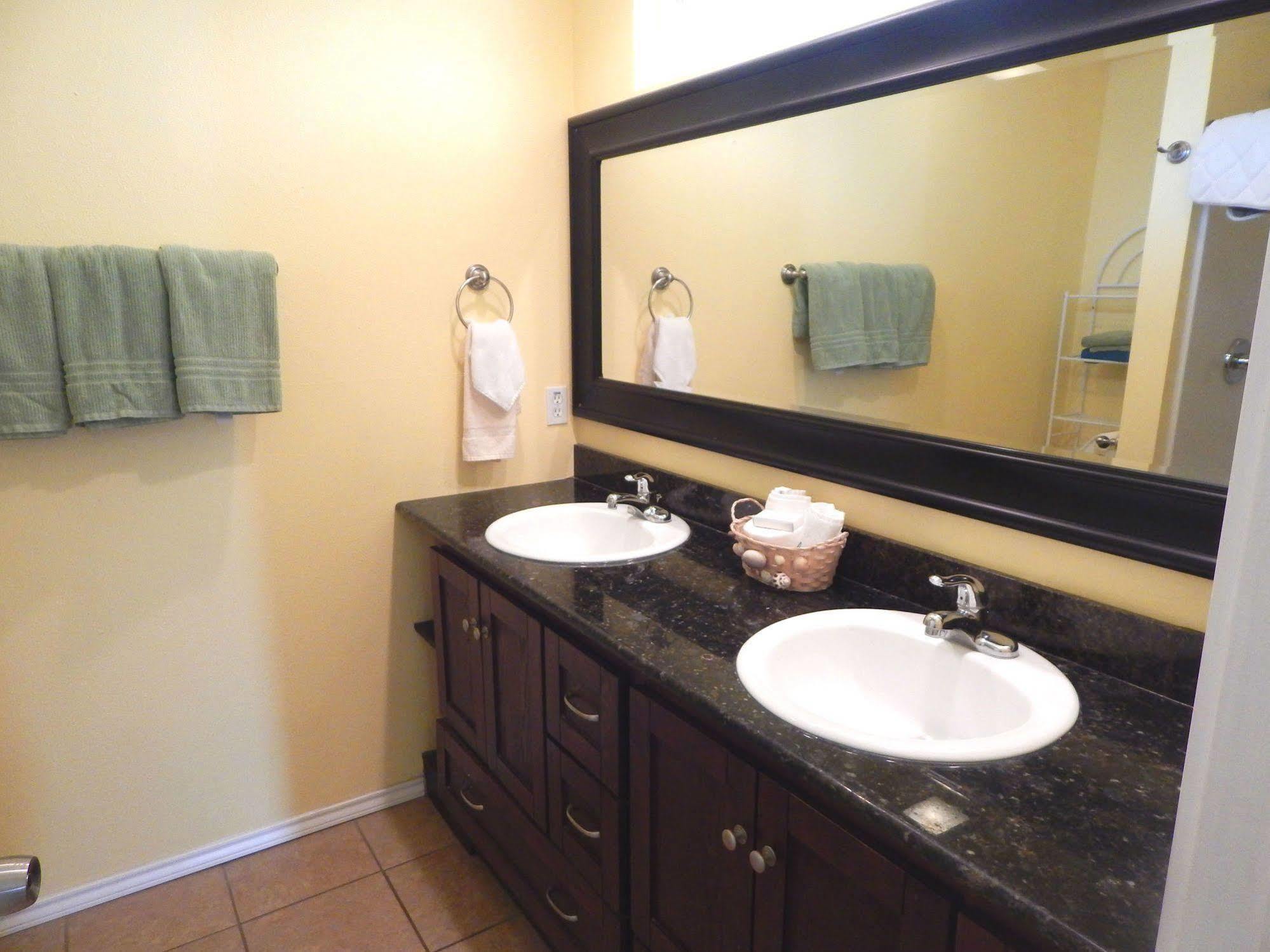 South Beach Inn Beach Motel South Padre Island Extérieur photo